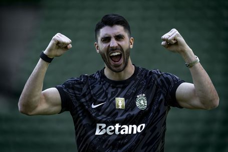 Rui Silva chegou há um ano à baliza dos leões e não demorou em tornar-se numa das referências da equipa - Foto: IMAGO