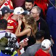 Afinal, Travis Kelce também sabe dançar