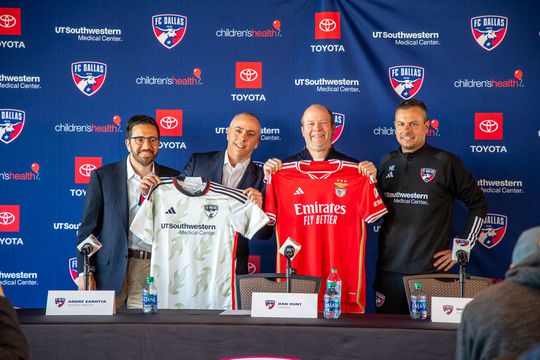 Benfica e FC Dallas formam parceria