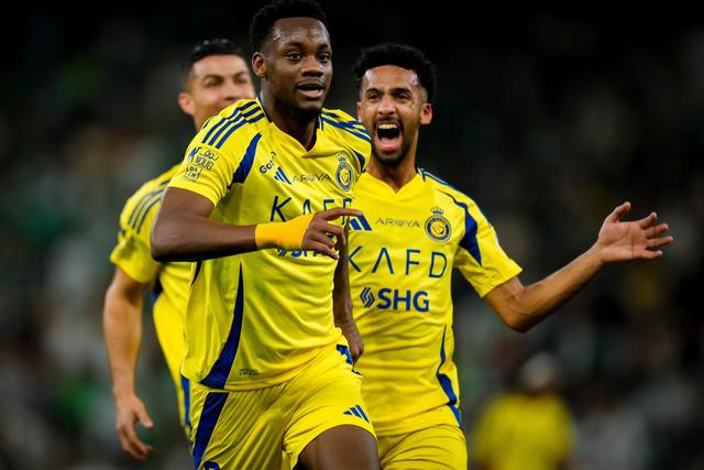 Jhon Durán a festejar o golo do Al Nassr