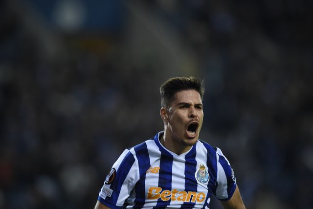 O modelo de Martín Anselmi favorece as características atacantes de Francisco Moura