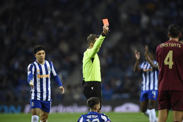 FC Porto empata com a Roma na primeira mão do play-off da Liga Europa