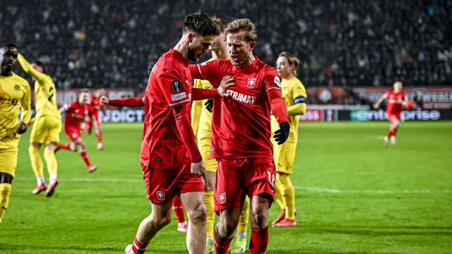 Ricky van Wolfswinkel festeja golo do Twente