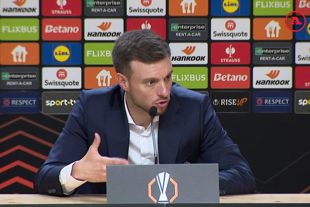 Anselmi: «Não escutei as palavras de Ranieri. Mas na 1.ª parte jogou-se pouco, muitas paragens»