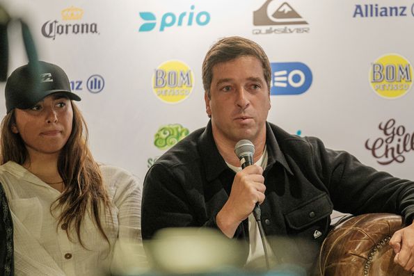 Francisco Rodrigues, presidente da Associação Nacional de surf, na apresentação da Liga Meo 2025. Foto Jorge Matrena