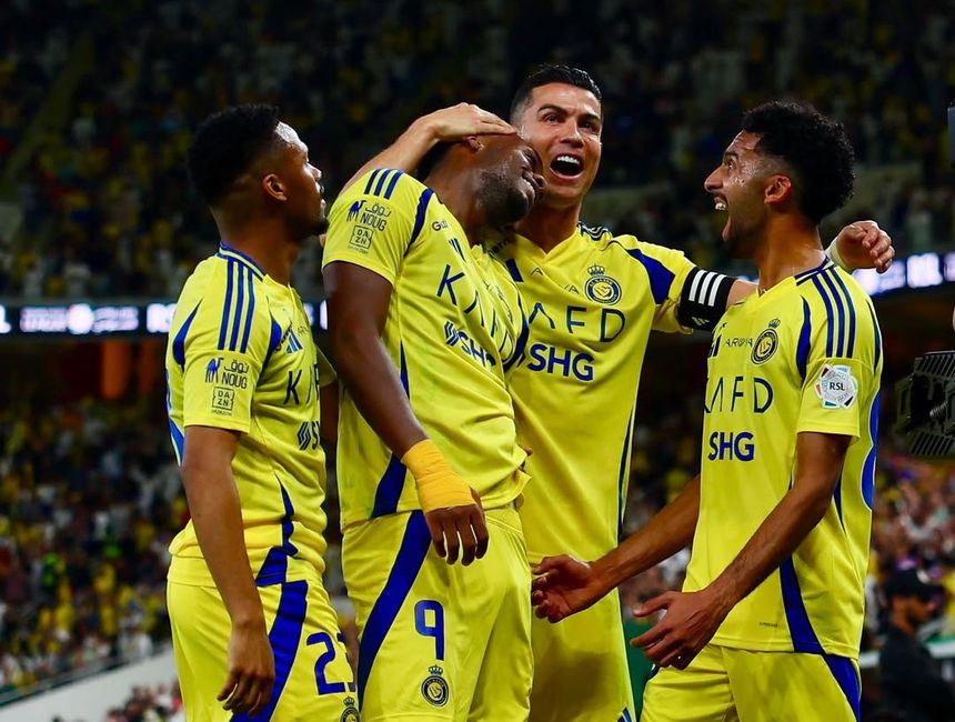 Ronaldo, Durán e companhia a festejar golo do Al Nassr