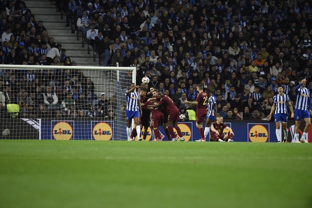 Dragões entre querer e poder jogam ‘match-point’ em Roma