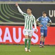 Antony a festejar golo do Betis