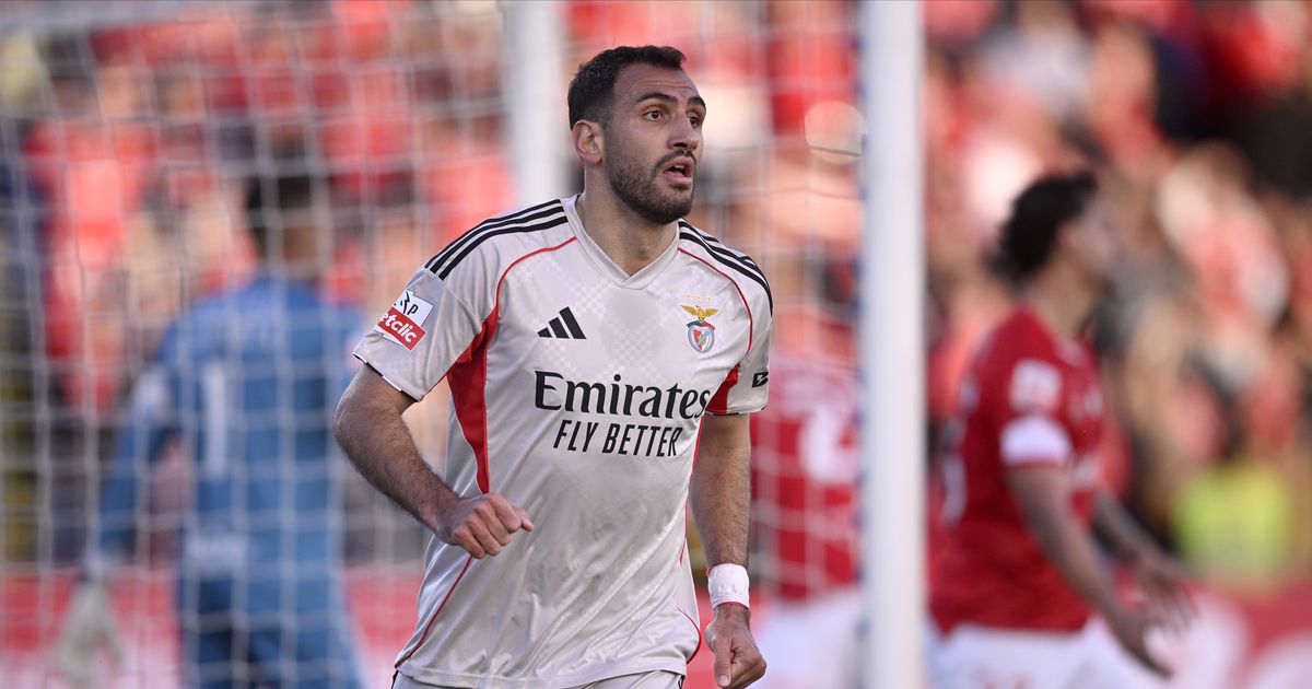 O golo de Pavlidis que colocou o Benfica em vantagem nos Açores