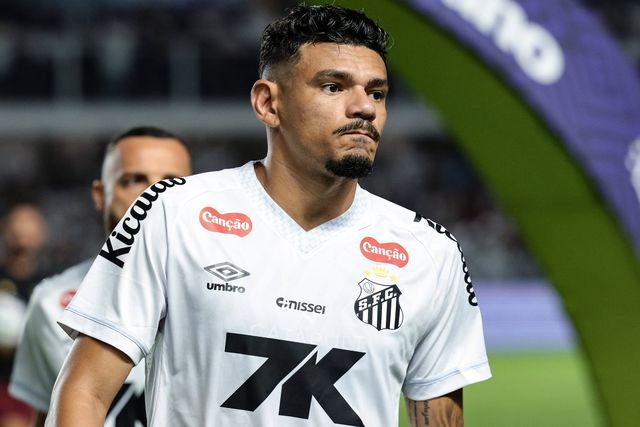 Tiquinho Soares ruma ao Mirassol por empréstimo do Santos