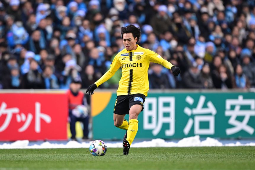 O campeonato japonês está dividido em séries de orientação geográfica e não há empates