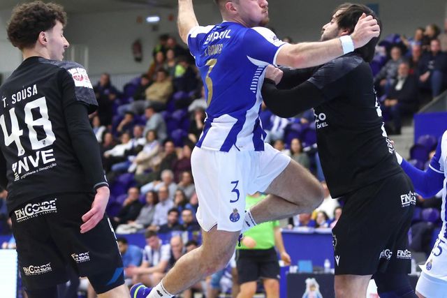 FC Porto não facilita e vence V. Guimarães