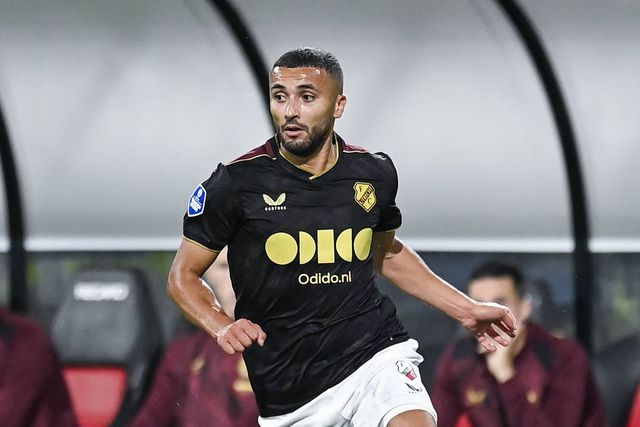 Labyad, aqui ao serviço do Utrecht (Países Baixos), é reforço do Corinthians