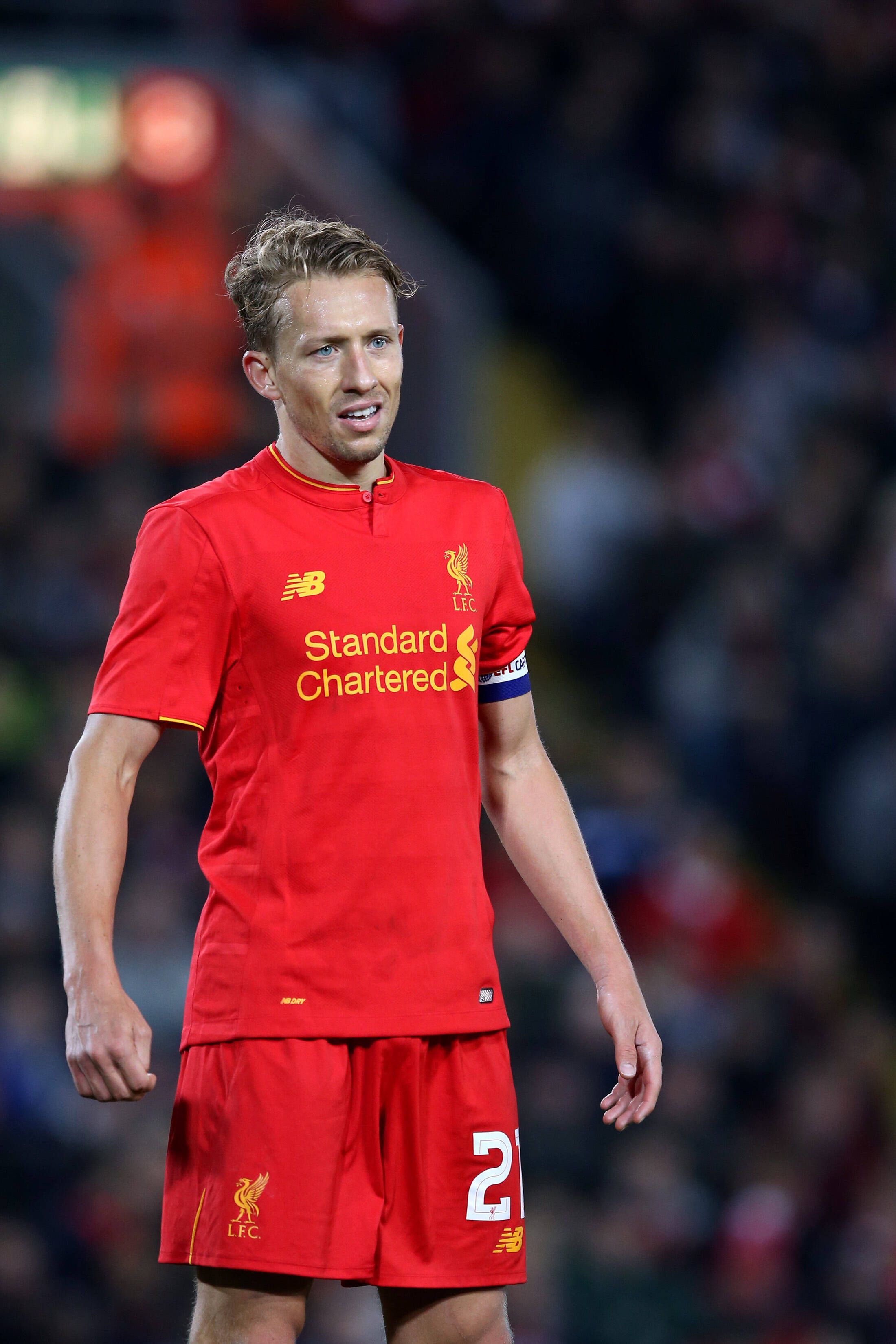Lucas Leiva: sobreviveu a todas as revoluções no Liverpool e ganhou liderança silenciosa