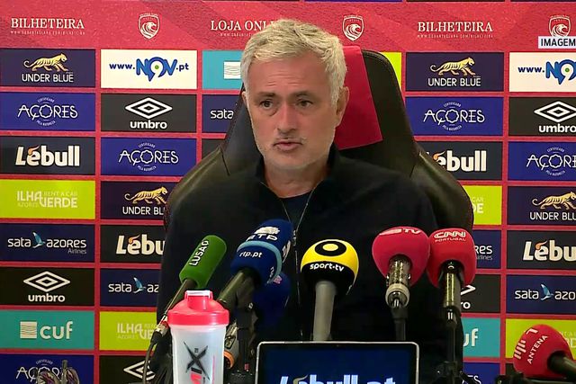 «Um jogador viu-me falar com Schjelderup e disse que os pitons, grandes ou pequenos, de nada valiam»