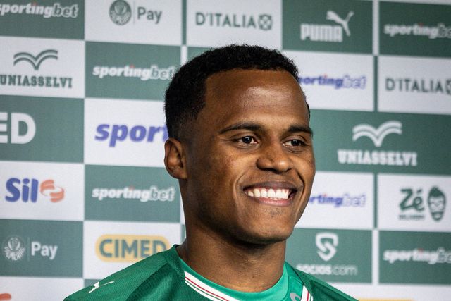 Jhon Arías foi oficializado como reforço do Palmeiras - Foto: SE Palmeiras