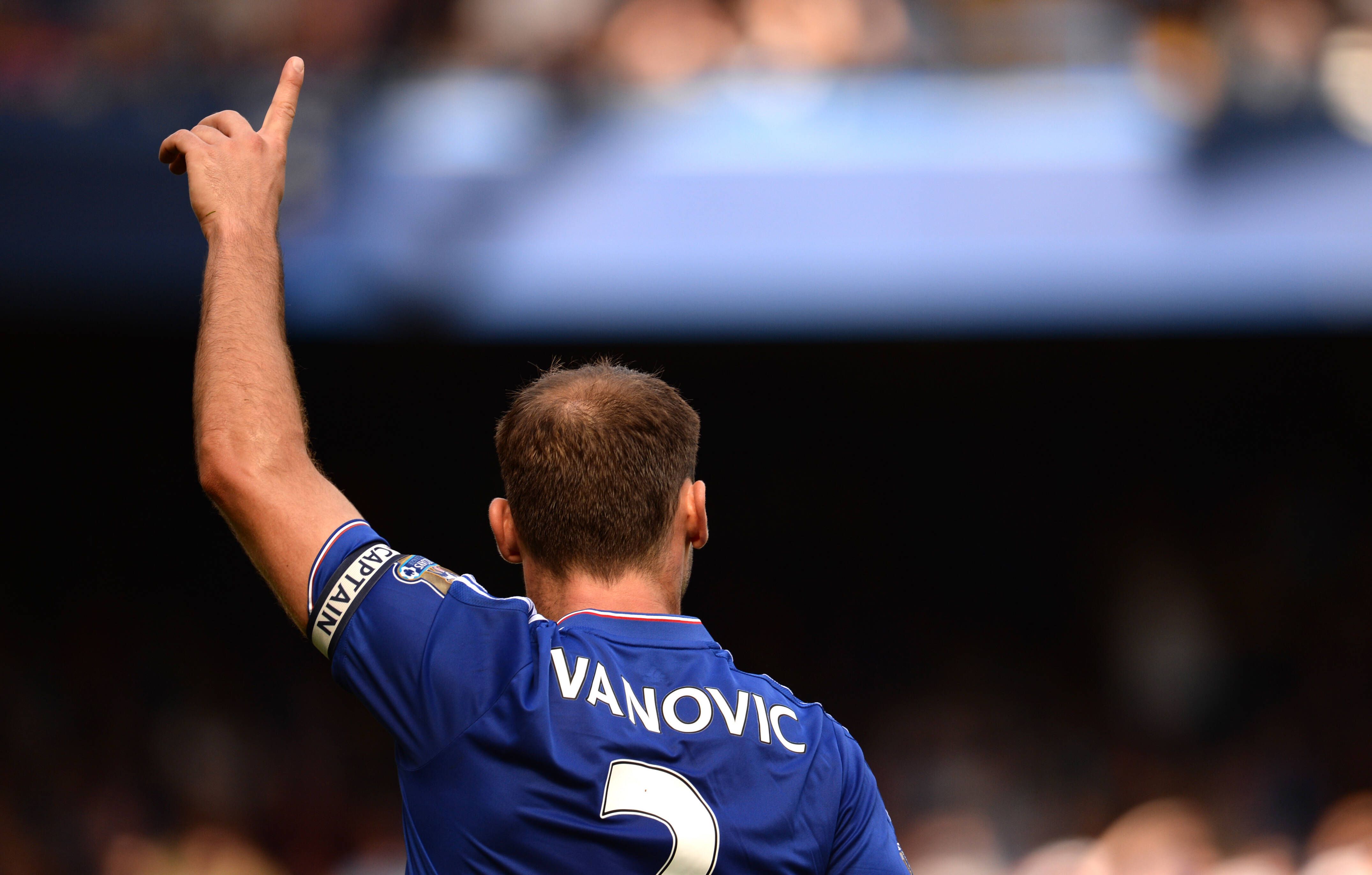 Branislav Ivanovic: defesa robusto que acabou capitão do Chelsea