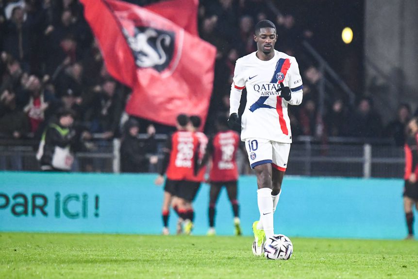 Dembélé não escondeu frustração depois da derrota do PSG