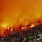 Colónia paga caro pelo uso de pirotecnia por parte dos adeptos