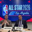 George Aivazoglou e Mark Tatum à conversa com a imprensa europeia em Los Angeles         Fotografia A BOLA