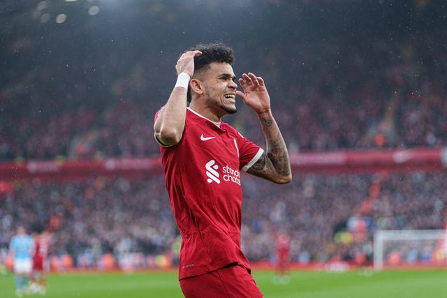 Luis Díaz está na lista do PSG para substituir Kylian Mbappé