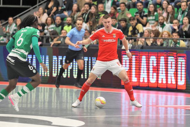 Sporting e Benfica multados devido ao comportamento incorreto dos adeptos no último dérbi