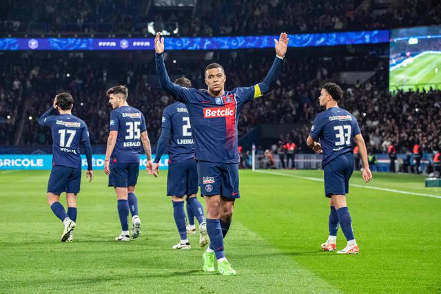 Taça de França: PSG vence Nice com golo de Mbappé e está nas meias (vídeo)