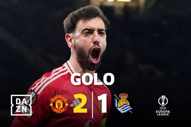 E vão três penáltis no jogo! Bruno Fernandes bisa para o Manchester United