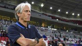 Jorge Jesus goleia rumo às 'meias’ da Champions asiática, mas perde Cancelo