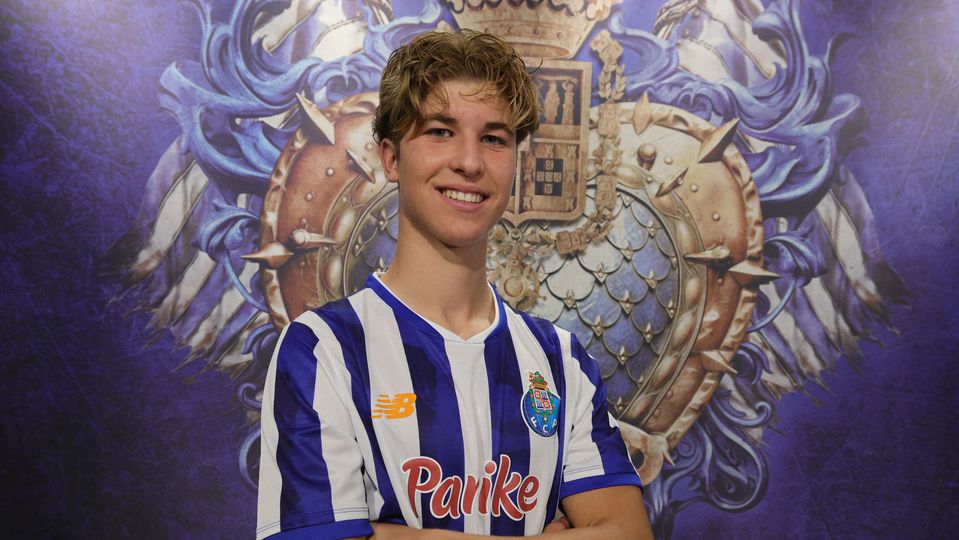 Da terra dos craques ao salto profissional aos 16 anos no FC Porto: Bernardo Lima rumo ao estrelato