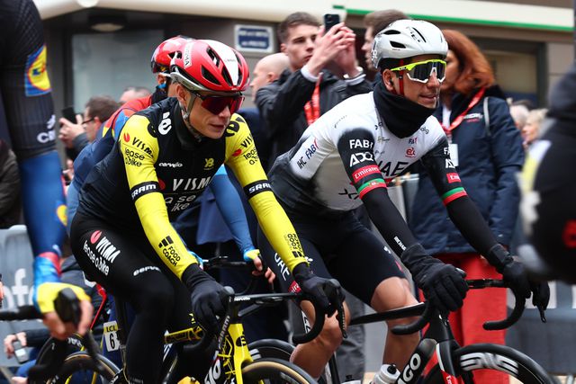 Vingegaard responde a João Almeida: «Quando se tem telhado de vidro...»