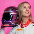 Rachel Robertson, a escocesa de 18 anos que sonha com a Fórmula 1