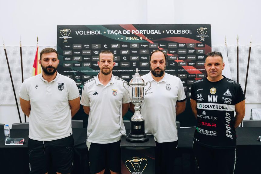 Eduardo Faustino (Vitória SC), Marcel Matz (Benfica), João Coelho (Sporting) e Miguel Maia (AA Espinho) antes da final four. Foto Diogo Oliveira/FPV