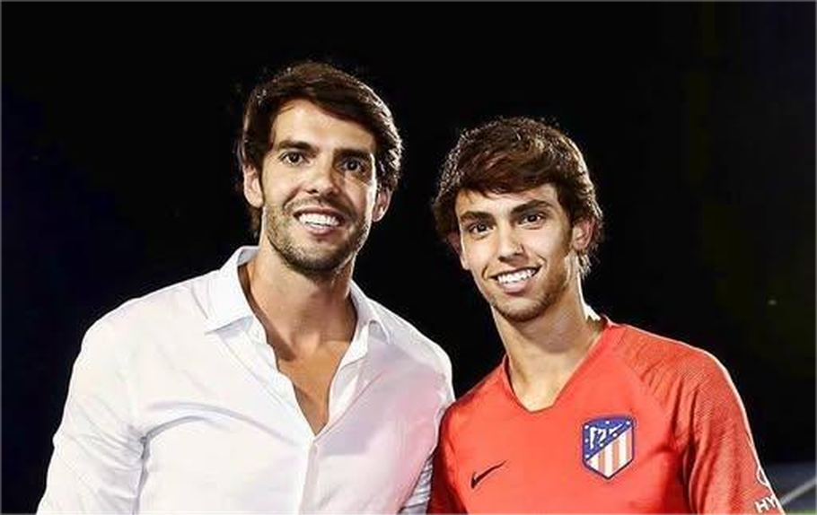 Kaká e João Félix (D.R.)