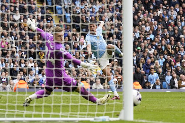 Domínio total vale três pontos ao Manchester City