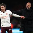 Cervejas e... Grealish: a insólita conversa entre Guardiola e jornalista (vídeo)