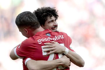 PSV goleia e pode ser campeão no domingo