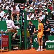 Rune ‘atira-se’ à ATP e ao árbitro de cadeira após polémica em Monte Carlo
