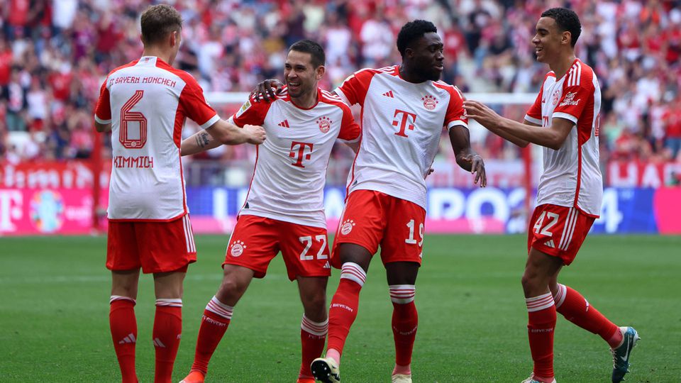 Bayern derrota Colónia com golaço de Guerreiro e adia festa do Bayer Leverkusen