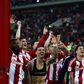 Clâ português em festa na Grécia: Olympiakos campeão três anos depois