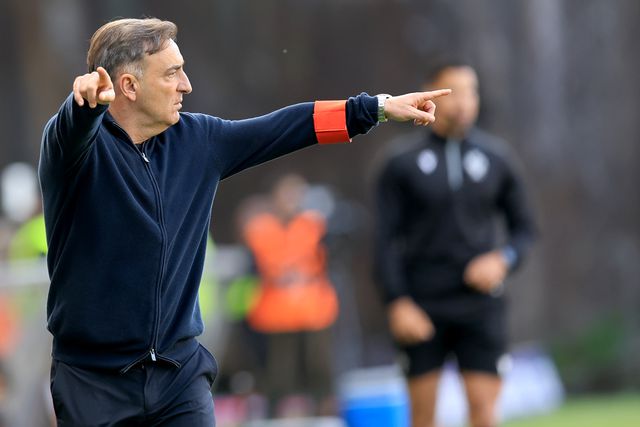 Carlos Carvalhal: «Fomos bastante pressionantes e verticais»
