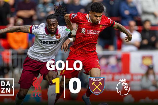 'Enésima' assistência de Salah para golo de Diaz