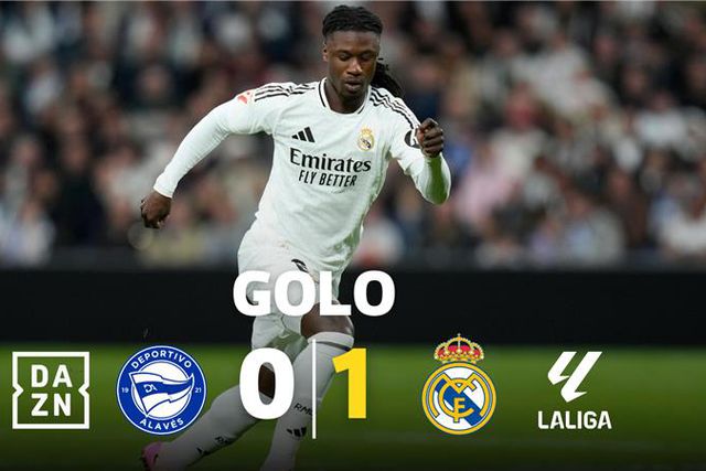 Camavinga enche o pé