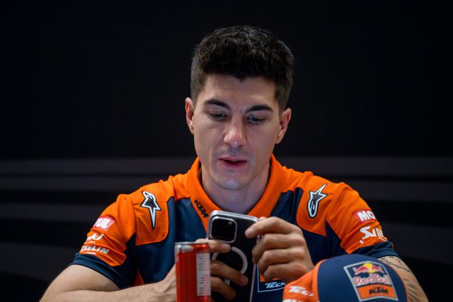 Viñales castigado perde pódio no Qatar