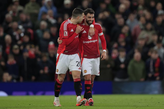 «Espero que o Bruno Fernandes esteja a 'apertar' com o Dalot no balneário»