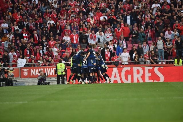 Jogadores do Arouca a celebrarem um dos dois golos marcados na Luz