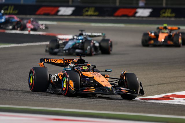 Grande Prémio de Bahrain: Piastri domina e vence em Sakhir