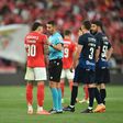 A análise de Duarte Gomes à arbitragem: não houve penálti, apenas simulação