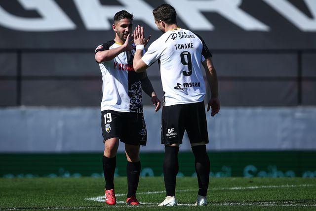 E. Amadora-Farense: eis a vitória dos algarvios (13 jogos depois)