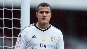Júlio César torce pelo Benfica... até certo ponto